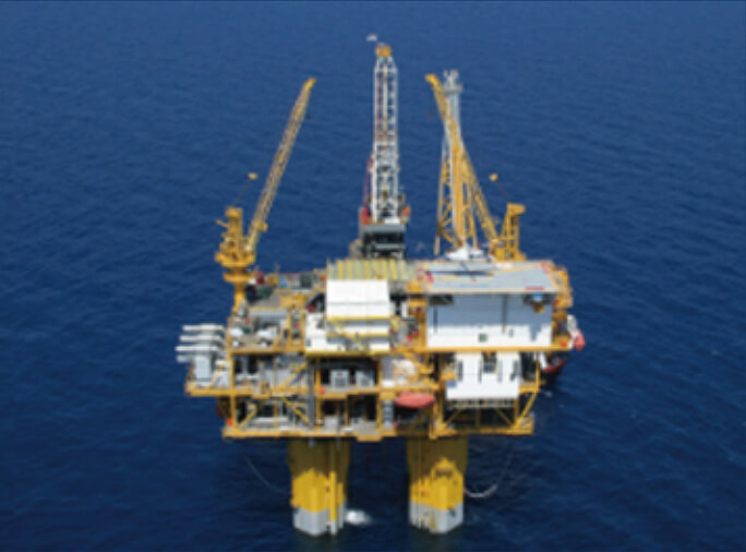 TLP⽅式の浮体式海洋⽯油･ガス⽣産設備